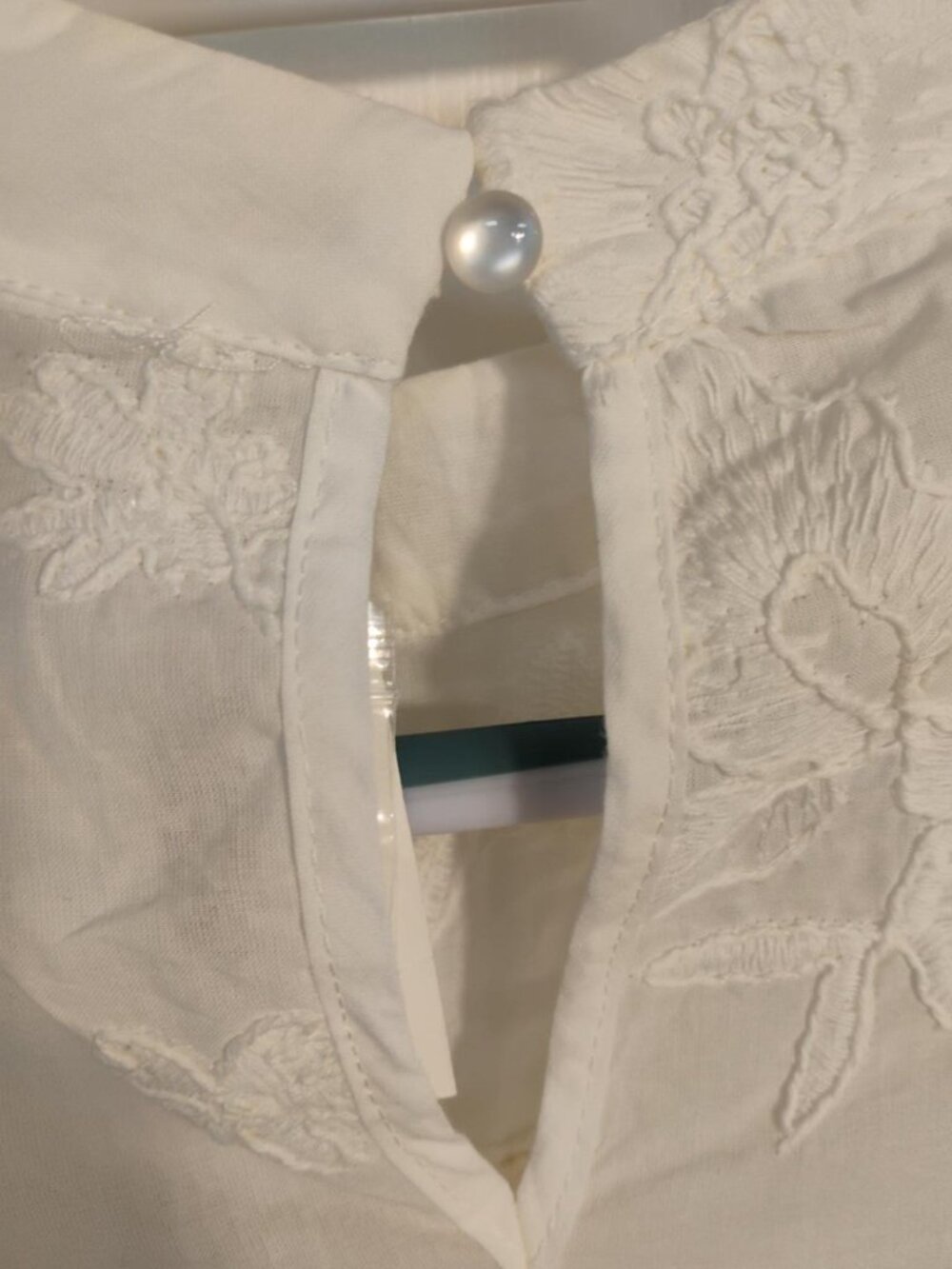 Ultra Pink NWT White Embroidered Lace Victorian Blouse Size L - Picture 4 of 8